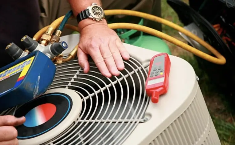 Air conditioner refrigerant charge repair