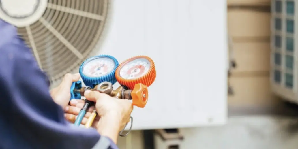 Air conditioning refrigerant charge